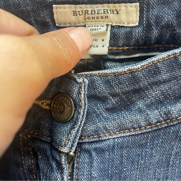 Vintage Burberry Large Embroidered Logo
Y2K Mid Rise Straight Cut Denim Jeans - Picture 3 of 7